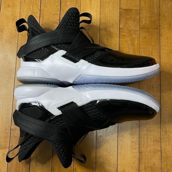 NIKE LEBRON soldier XII sfg - Picture 11 of 12